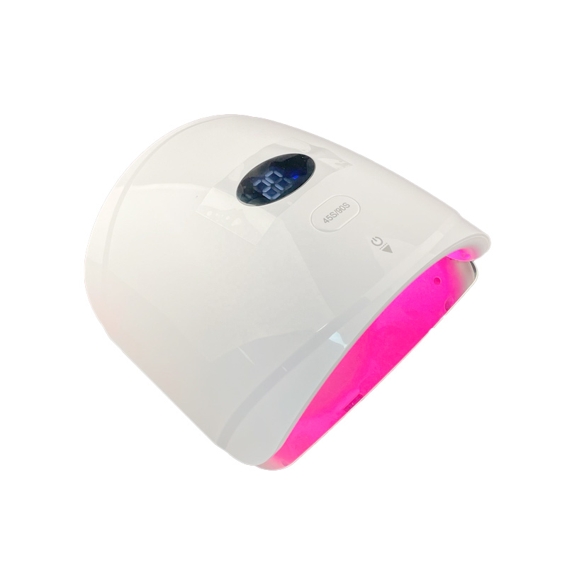 UV žiarovka pre rýchle vytlačenie nechtového gélu