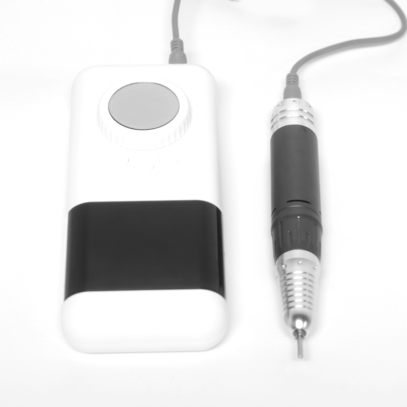 Biela prenosná elektrická vŕtačka na nechty